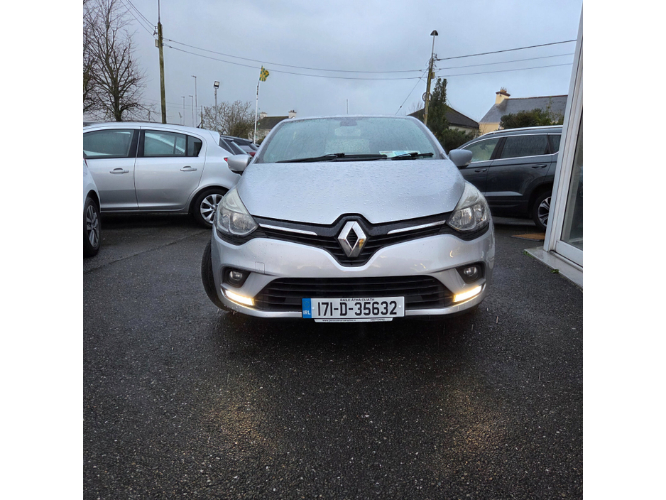 2017 Renault Clio 1.1L Petrol For Sale Images