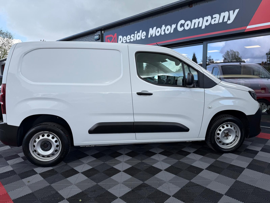 2024 Peugeot Partner 1.5L Diesel For Sale Images