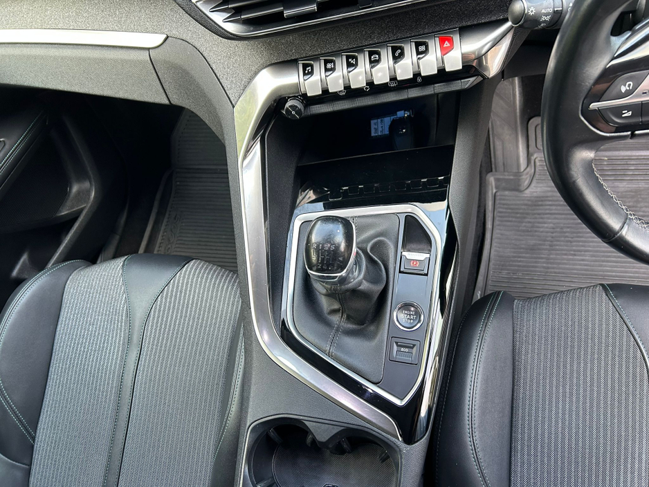 2022 Peugeot 5008 1.5L Diesel For Sale Images