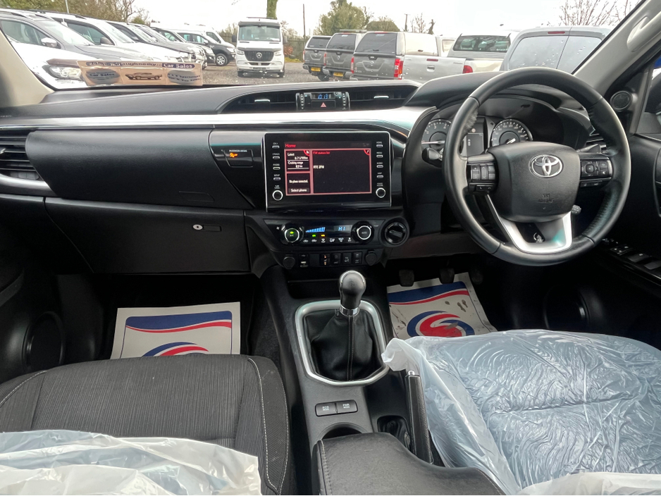 2021 Toyota Hilux 2.8L Diesel For Sale Images