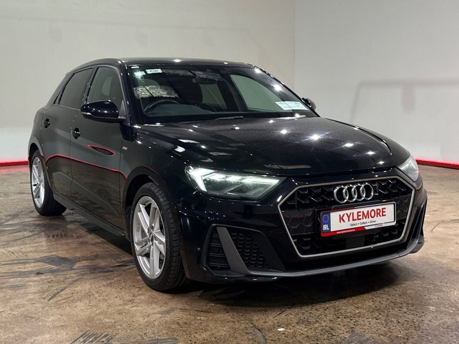 Audi A1 1.5 TFSI AUTOMATIC S LINE - UPGRADED FACTORY ALLOYS - FLAT BOTTOM STEERING WHEEL - HEATED SEATS - DIGITAL DASH — thumbnail 9