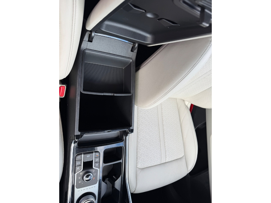 2021 Kia Sorento 1.6L Petrol Plug-in Hybrid For Sale Images