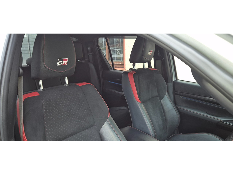 2023 Toyota Hilux 2.8L Diesel For Sale Images