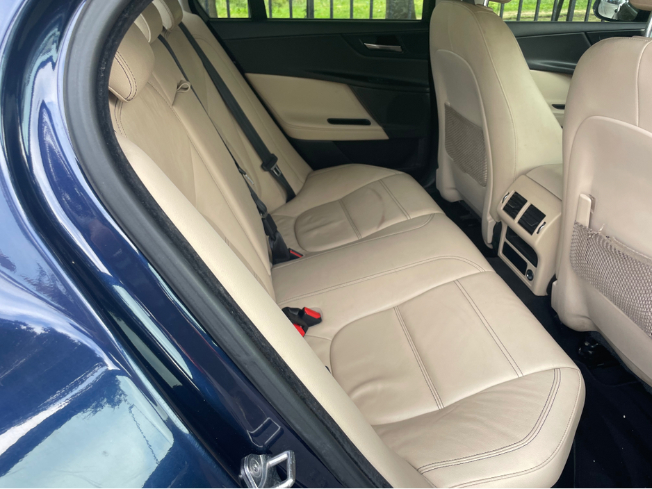 Jaguar XE PRESTIGE AUTO SANDSTONE LEATHER only 86000kms — thumbnail 12