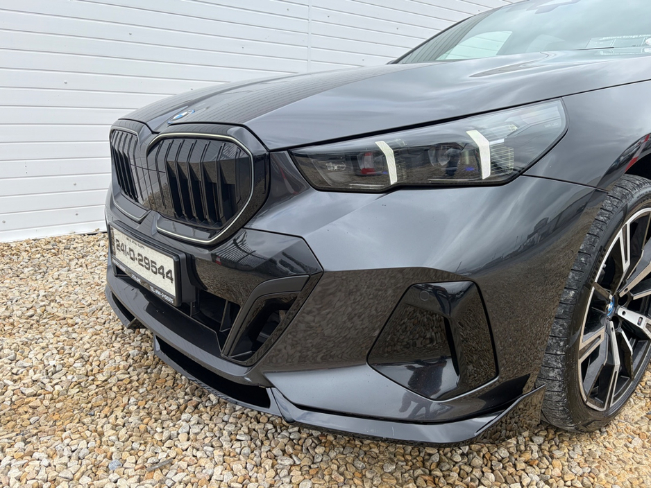 2024 BMW 5 Series 2L Petrol Plug-in Hybrid For Sale Images