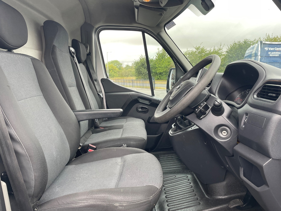 2022 Nissan Interstar 2.3L Diesel For Sale Images