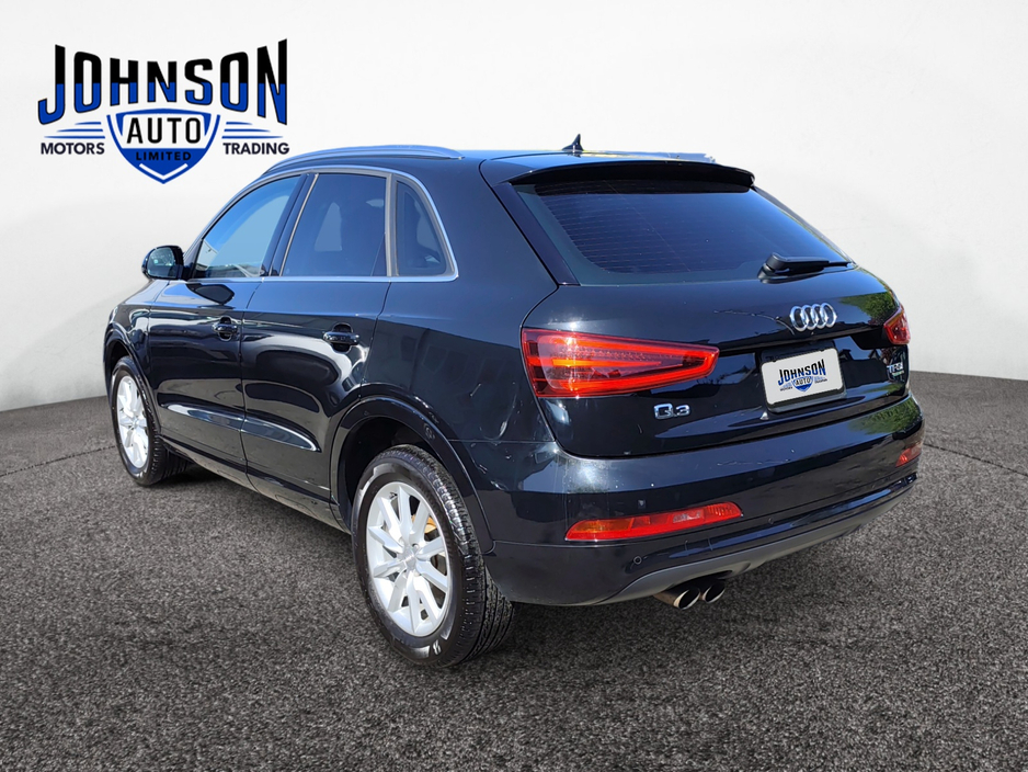Audi Q3 2.0 Petrol Auto — thumbnail 5