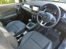2023 Renault Captur 1L Petrol For Sale Images