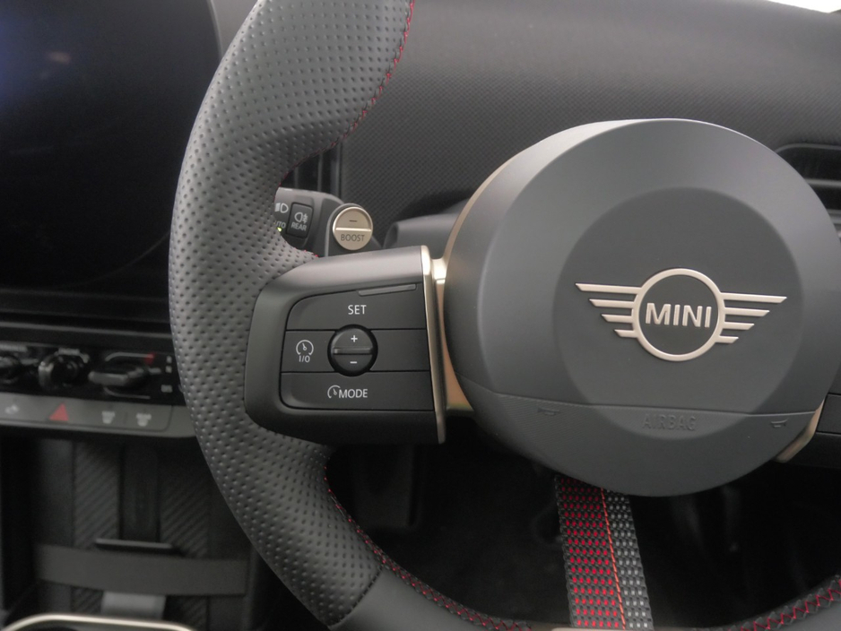 2025 MINI Cooper 2L Petrol For Sale Images