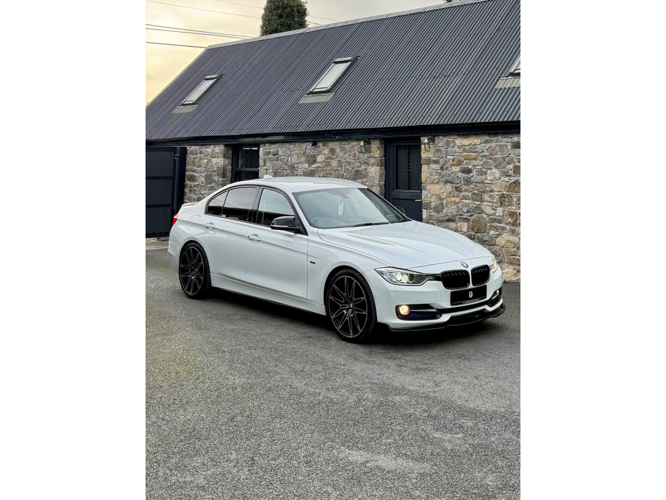 2013 BMW 3 Series For Sale Images