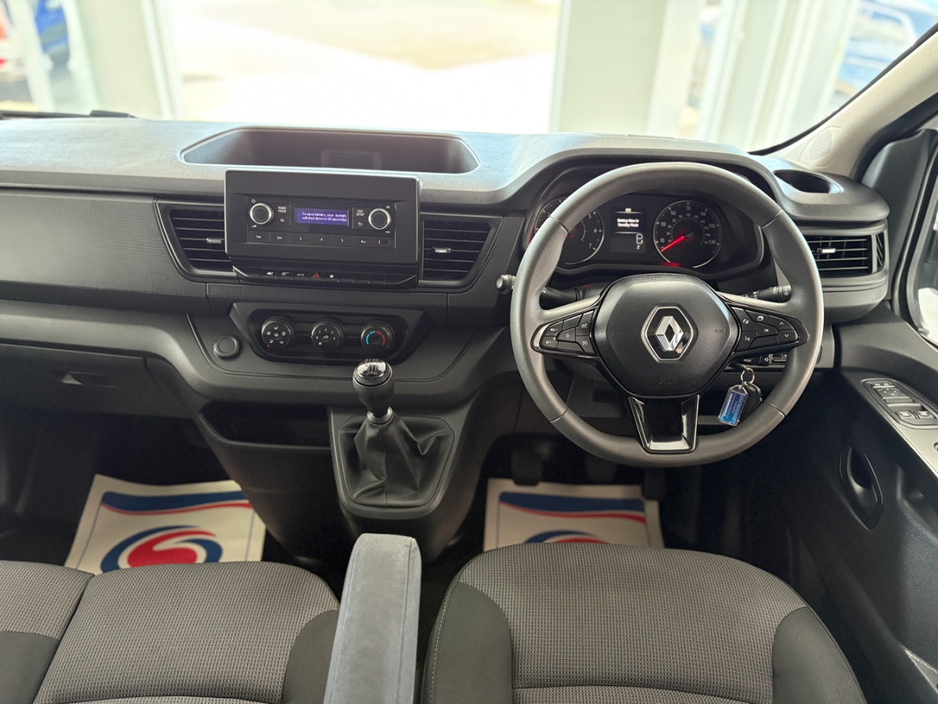 2023 Renault Trafic 2L Diesel For Sale Images