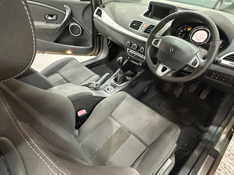 2011 Renault Megane 1.5L Diesel For Sale Images