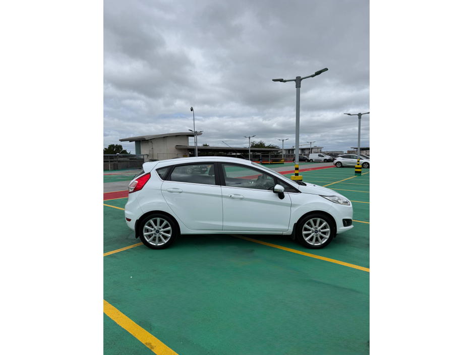 Ford Fiesta 1.25 60PS Titanium — thumbnail 7