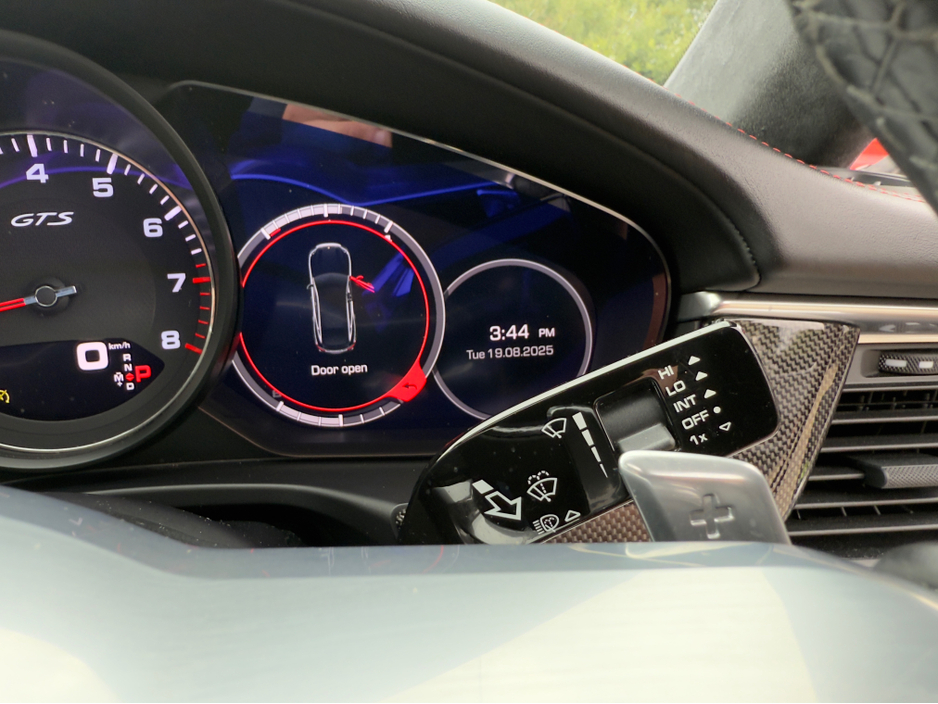 2019 Porsche Panamera 4.1L Petrol For Sale Images
