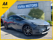 Toyota Prius G AUTOMATIC HYBRID 2.0 PETROL //HEATED SEATS//REVERSE CAMERA//KEYLESS ENTRY//ADAPTIVE CRUISE CONTROL//