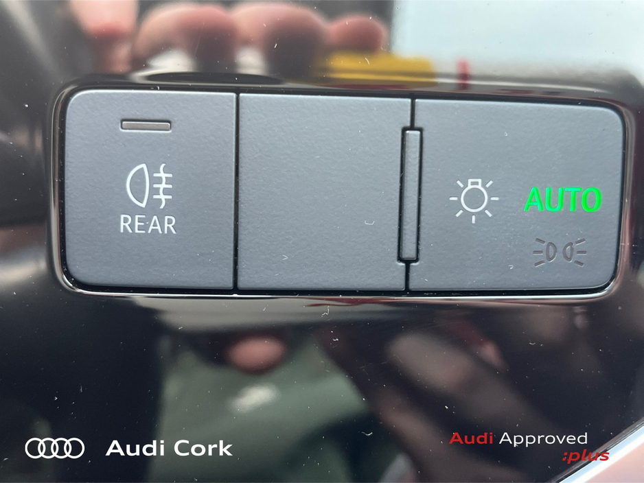 Audi Q3 35TDI 150BHP SE AUTOMATIC WITH COMFORT PACK, HIGH BEAM ASSIST & AMBIENT LIGHTING — thumbnail 22