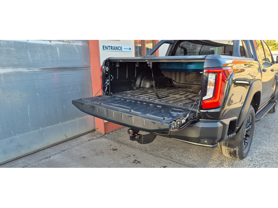 2026 Toyota Hilux 2.8L Diesel For Sale Images