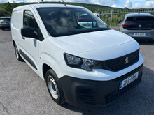 2021 Peugeot Partner 1.5L Diesel For Sale Images