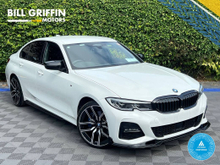 BMW 3 Series 330e M-SPORT COMPETITION 2.0 HYBRID // VERY LOW MILEAGE // LEATHER/ALCANTARA M-SPORT INTERIOR // DIGITAL CLUSTER