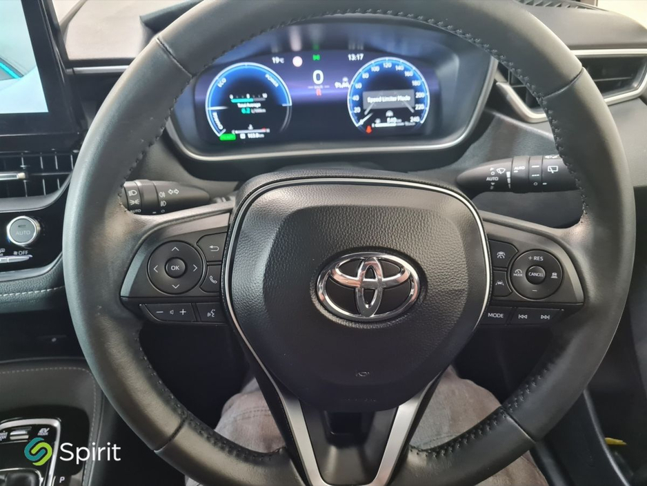 Toyota Corolla 1.8 Hybrid Luna Sport Hatchback*Call John 0861913954 — thumbnail 11