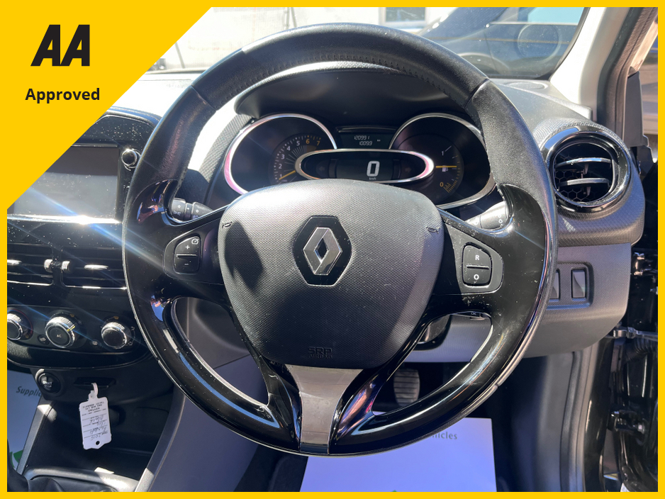 2015 Renault Clio 1.1L Petrol For Sale Images