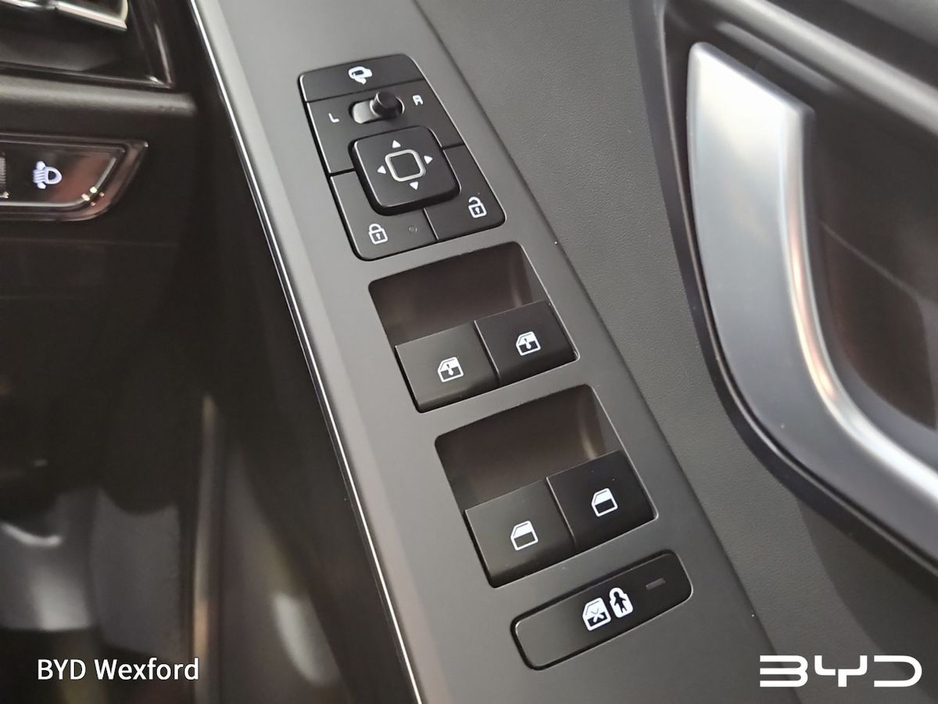 2023 Kia Niro 1.6L Petrol Plug-in Hybrid For Sale Images