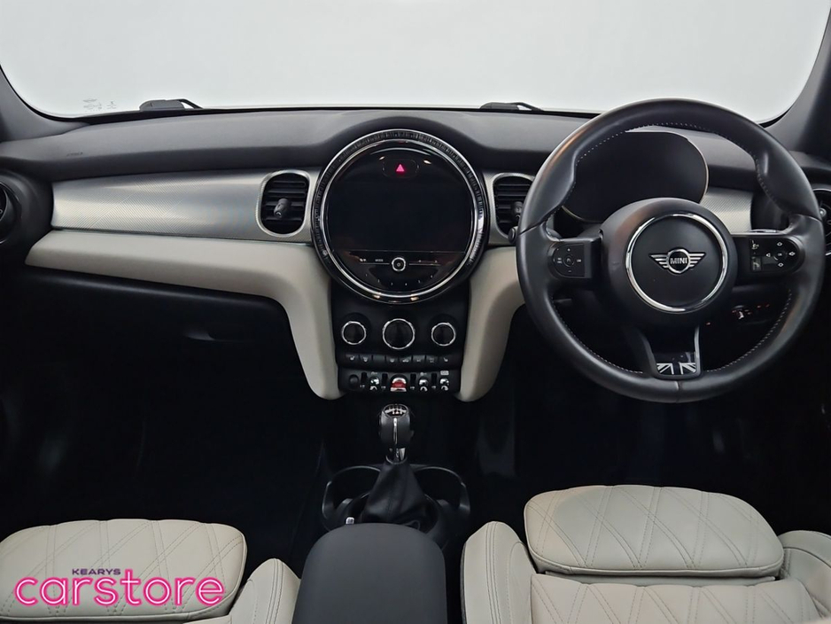 MINI Hatch Cooper Exclusive Pan Roof — thumbnail 11