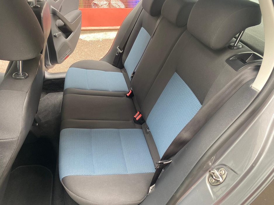 2012 Volkswagen Golf 1.6L Diesel For Sale Images