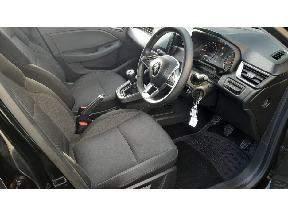 2022 Renault Clio 1L Petrol For Sale Images