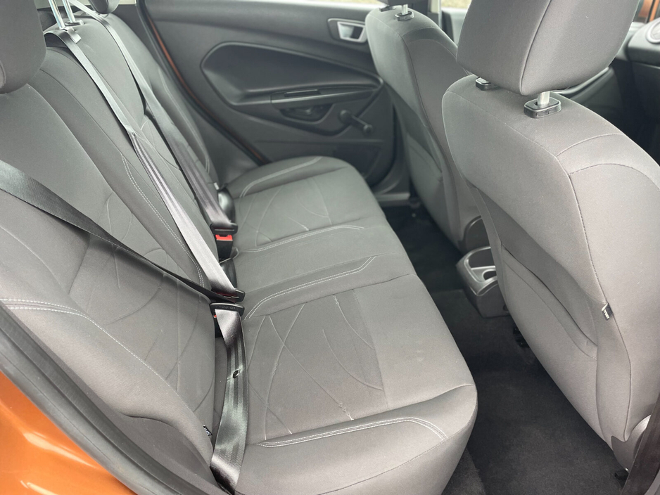 Ford Fiesta 1.0 65PS ZETEC — thumbnail 13
