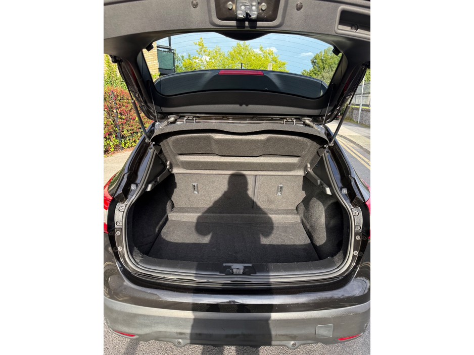 Nissan Qashqai 1.2 PET XE SAFETY PK E E6 4DR — thumbnail 12