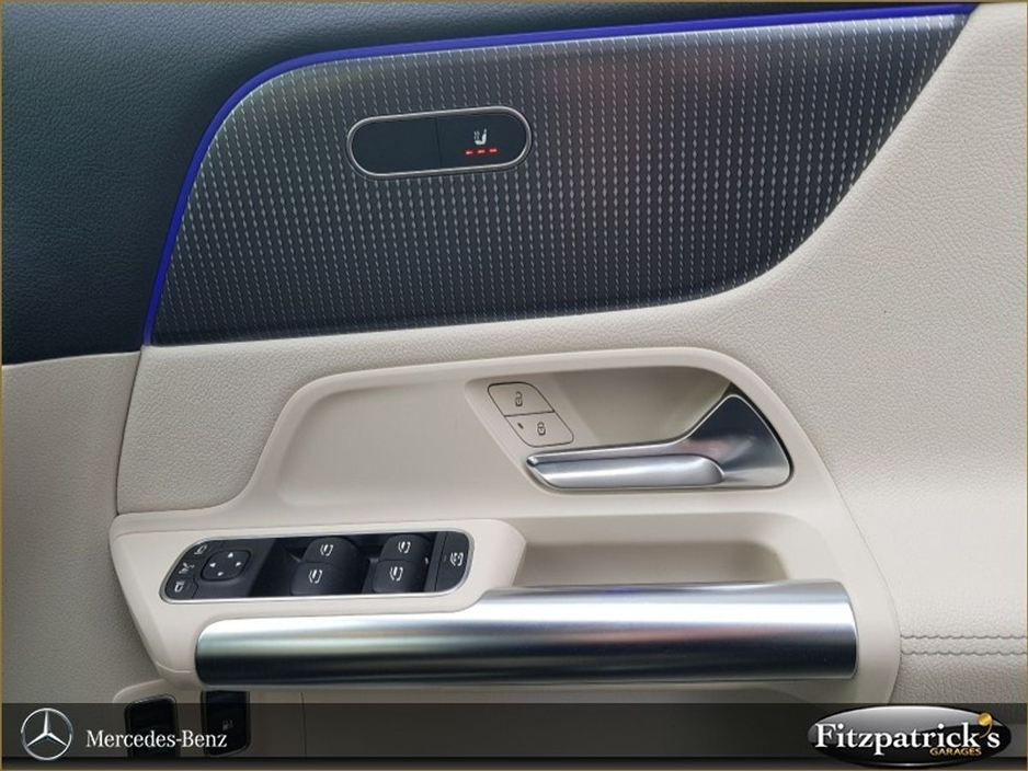 Mercedes-Benz GLA Class GLA PHEV 250e A/T Progressive — thumbnail 11