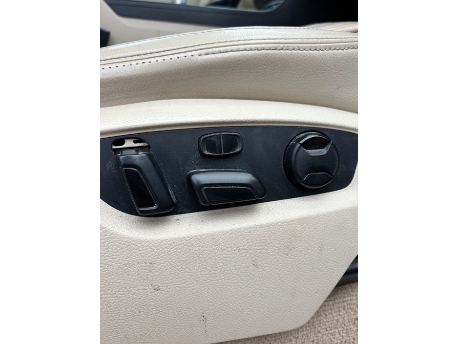 2016 Volkswagen Touareg 3L Diesel For Sale Images
