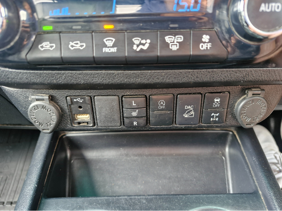 2021 Toyota Hilux 2.8L Diesel For Sale Images