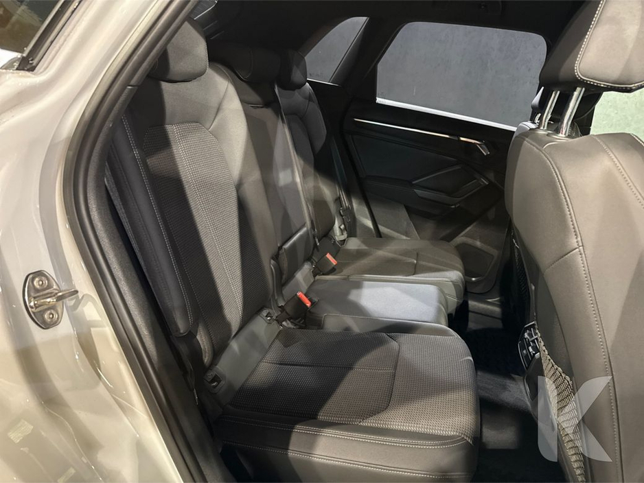 Audi Q3 1.5 TFSI S-LINE - HALF BLACK LEATHER - FACTORY ALLOYS - CRUISE CONTROL - HEATING / AC CONTROLS - — thumbnail 14