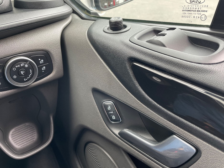 2022 Ford Transit Custom 2L Diesel For Sale Images