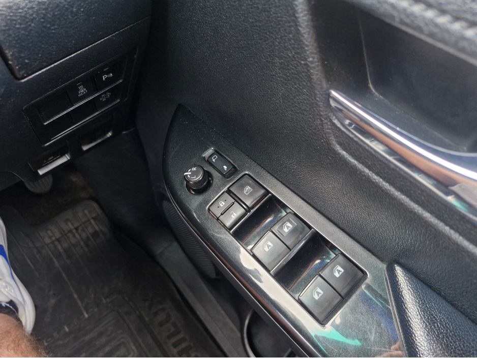 2021 Toyota Hilux 2.8L Diesel For Sale Images