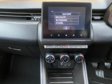 2023 Renault Clio 1L Petrol For Sale Images