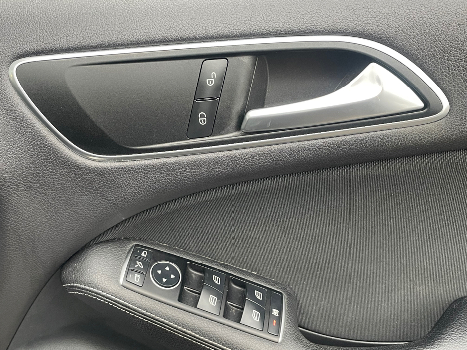 2016 Mercedes-Benz B Class 1.6L Petrol For Sale Images