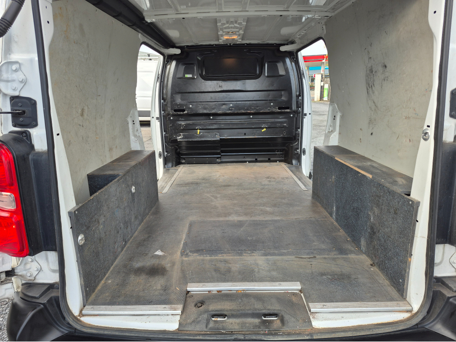 2021 Citroen Dispatch 2L Diesel For Sale Images
