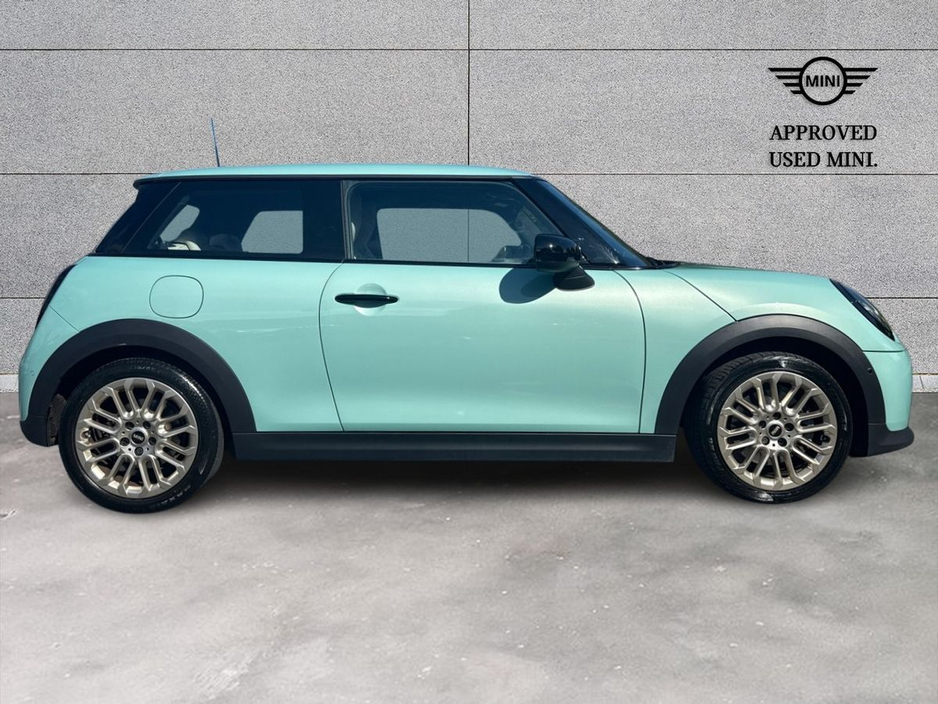 2024 MINI Hatch 1.5L Petrol For Sale Images