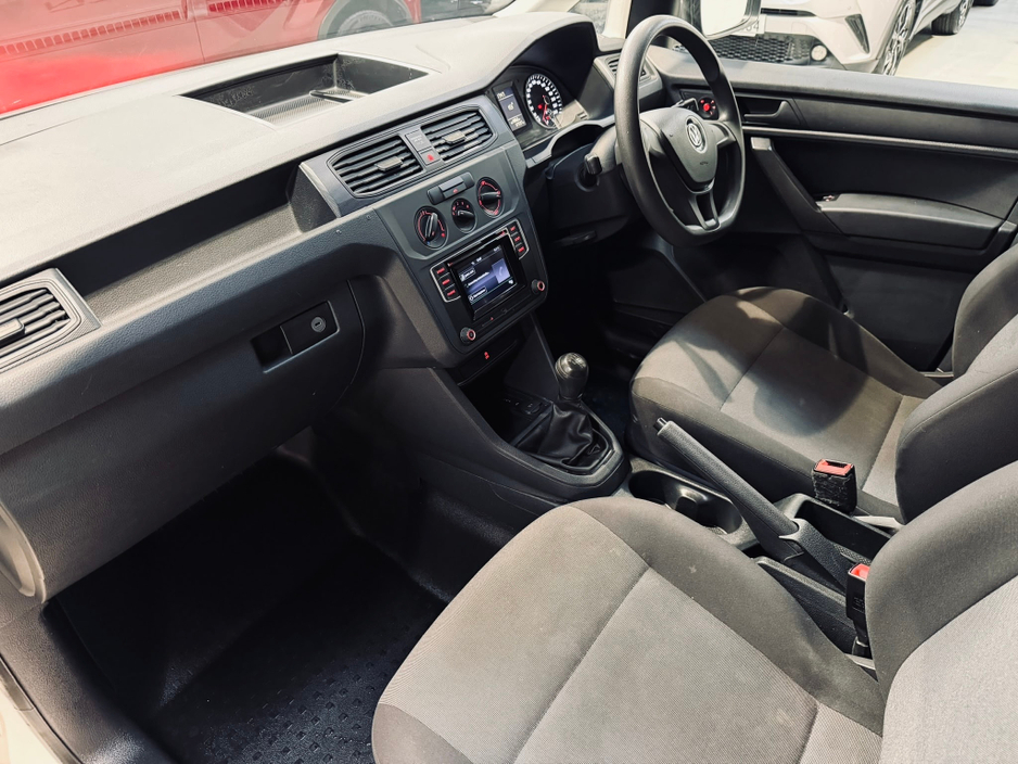 2019 Volkswagen Caddy 2L Diesel For Sale Images