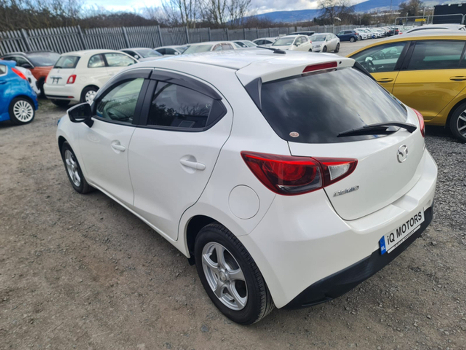 Mazda Demio 1.3L Petrol Automatic (6194) — thumbnail 6