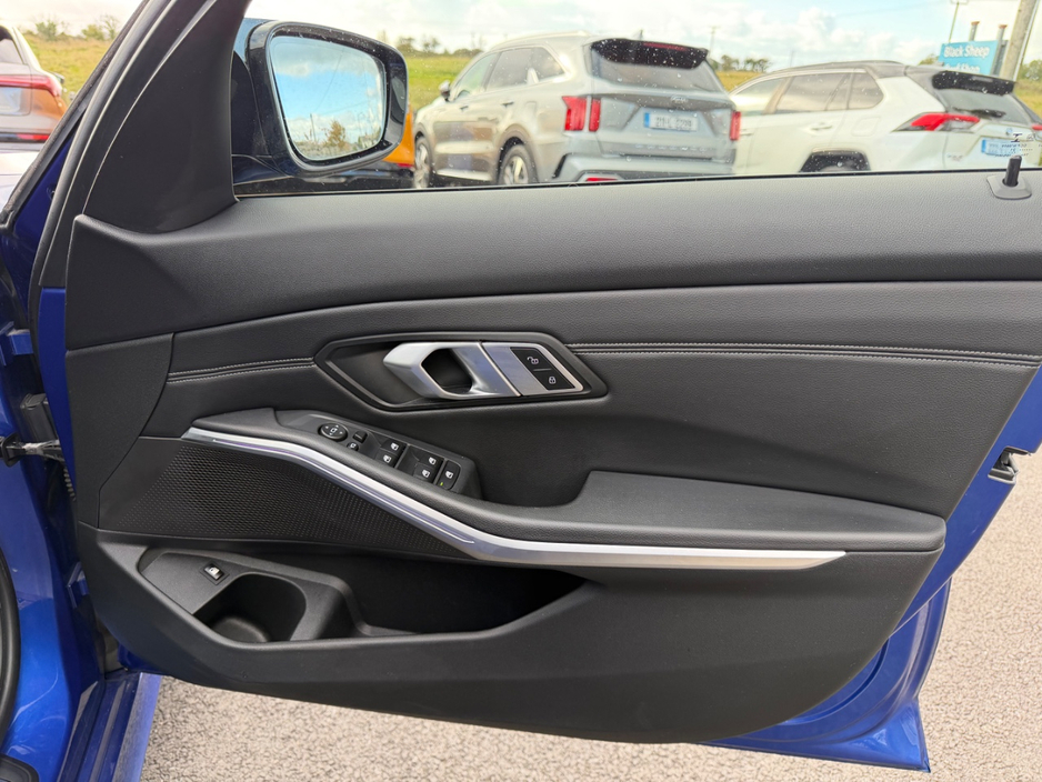 2021 BMW 3 Series 2L Petrol Plug-in Hybrid For Sale Images