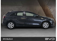 2023 Kia Ceed 1.6L Diesel Hybrid For Sale Images