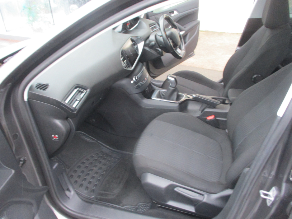 2016 Peugeot 308 1.6L Diesel For Sale Images