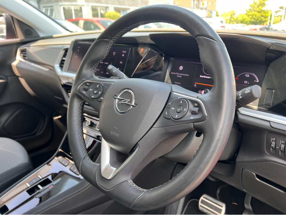 2024 Opel Grandland 1.6L Petrol Plug-in Hybrid For Sale Images
