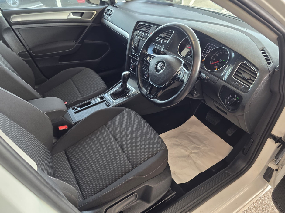 2019 Volkswagen Golf 1L Petrol For Sale Images