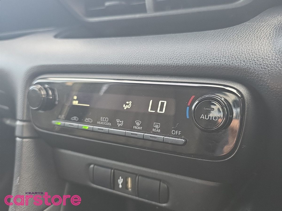 Toyota Yaris Hybrid X — thumbnail 25