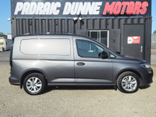 2022 Volkswagen Caddy 2L Diesel For Sale Images